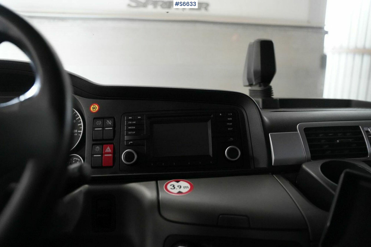 Caminhão furgão MAN TGM 18.340 4x2 BL: foto 16