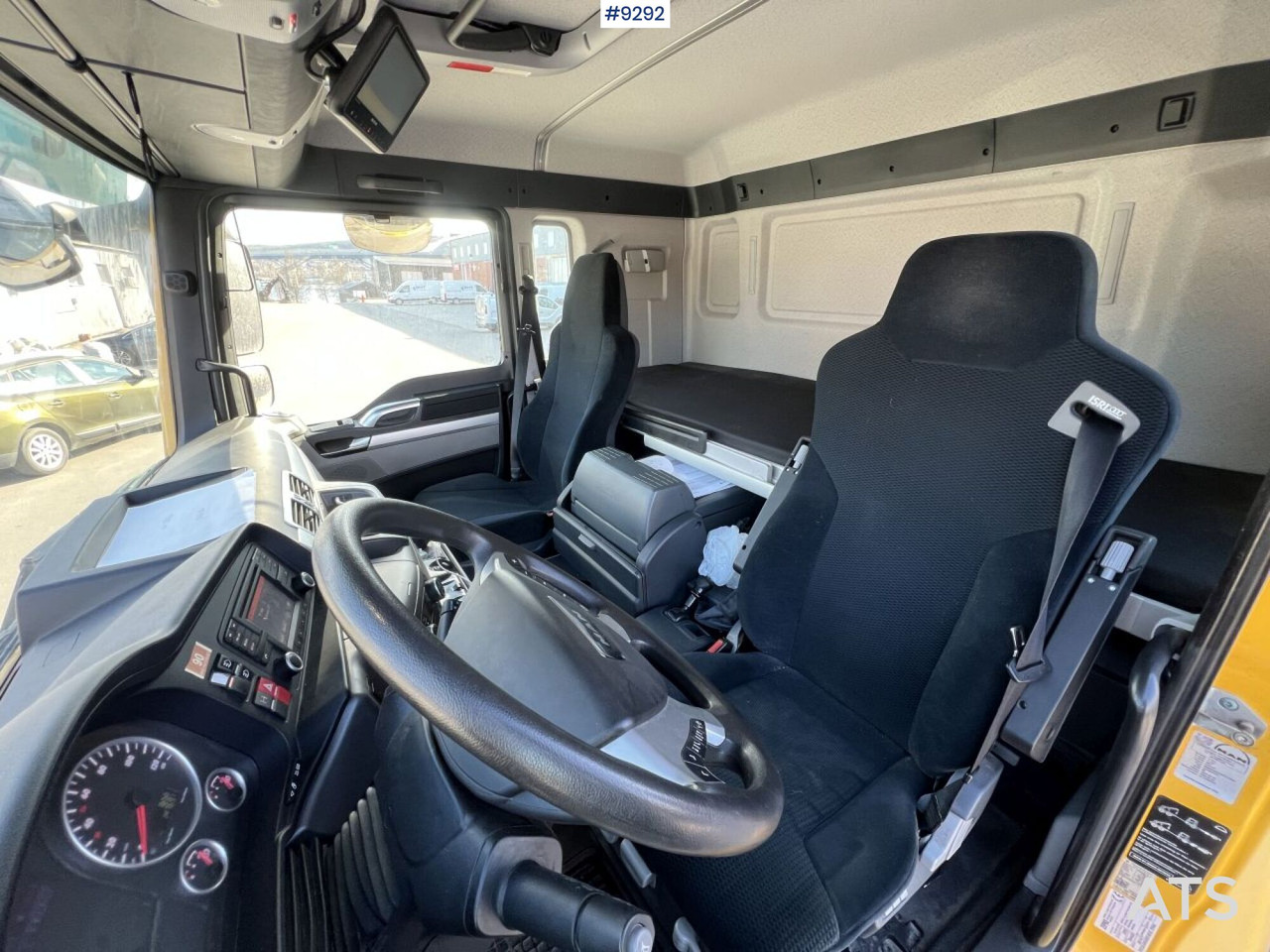 Caminhão furgão MAN TGM 26.340 6X2 Box truck: foto 6