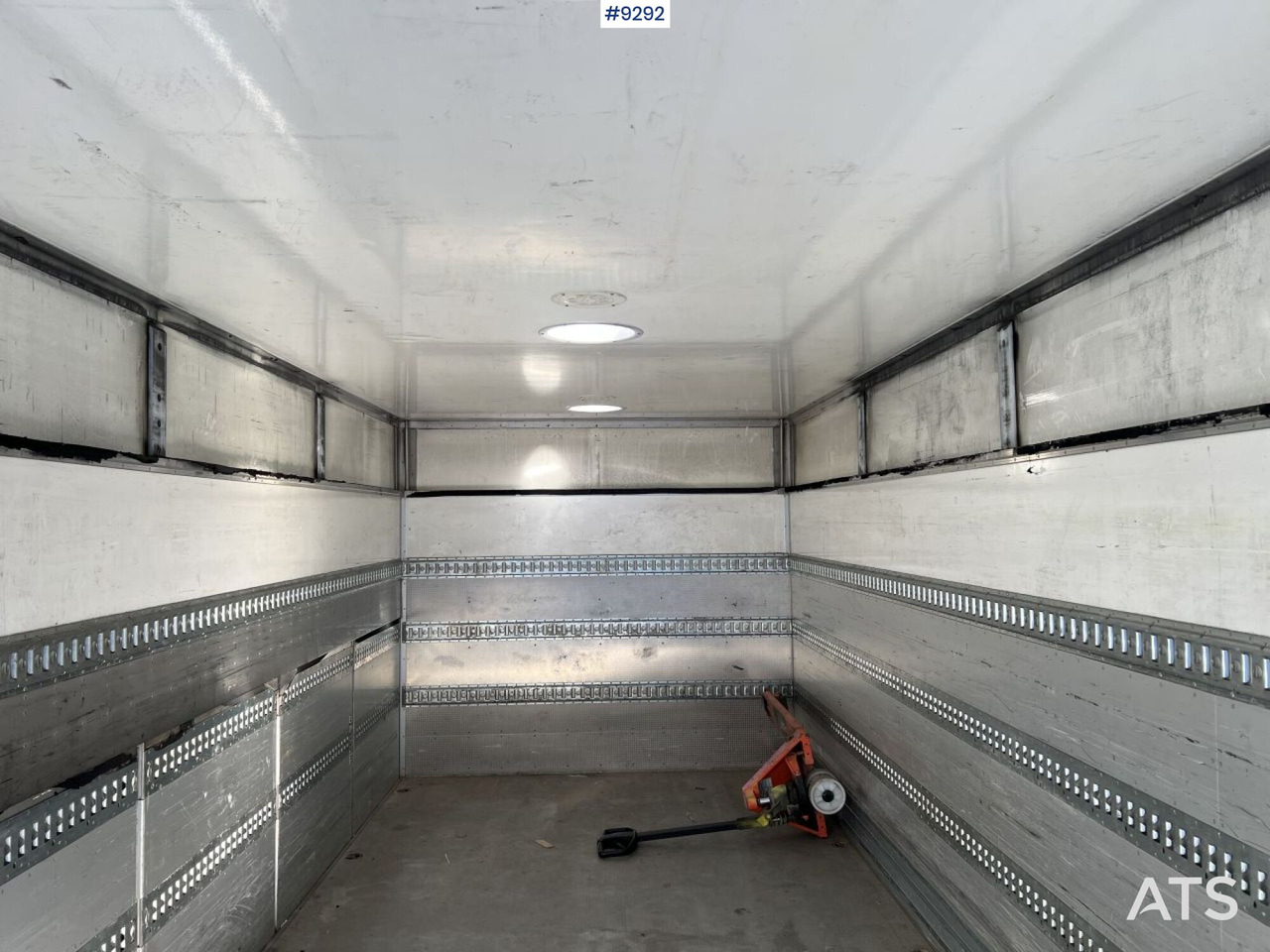 Caminhão furgão MAN TGM 26.340 6X2 Box truck: foto 13