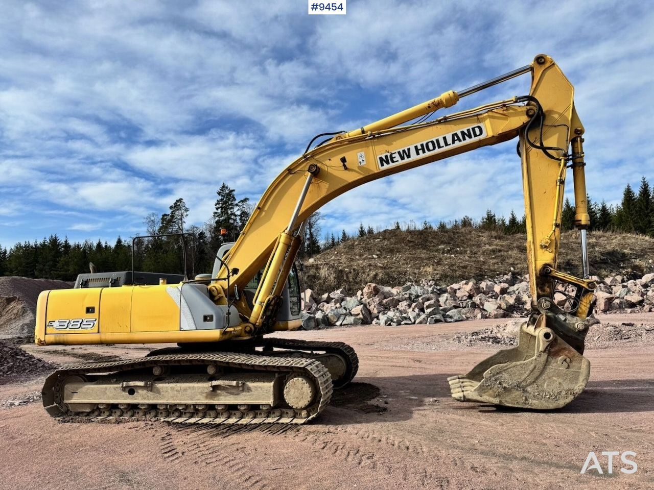 Excavator New Holland E385 - Máquina de outro: foto 4 Excavator New Holland E385 - Máquina de outro: foto 4
