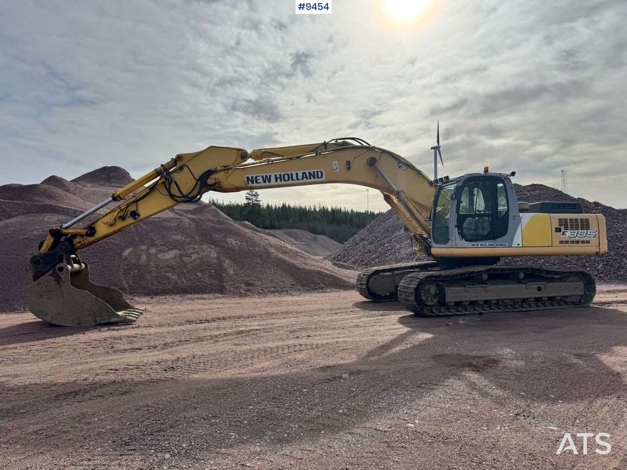 Excavator New Holland E385 - Máquina de outro: foto 3 Excavator New Holland E385 - Máquina de outro: foto 3