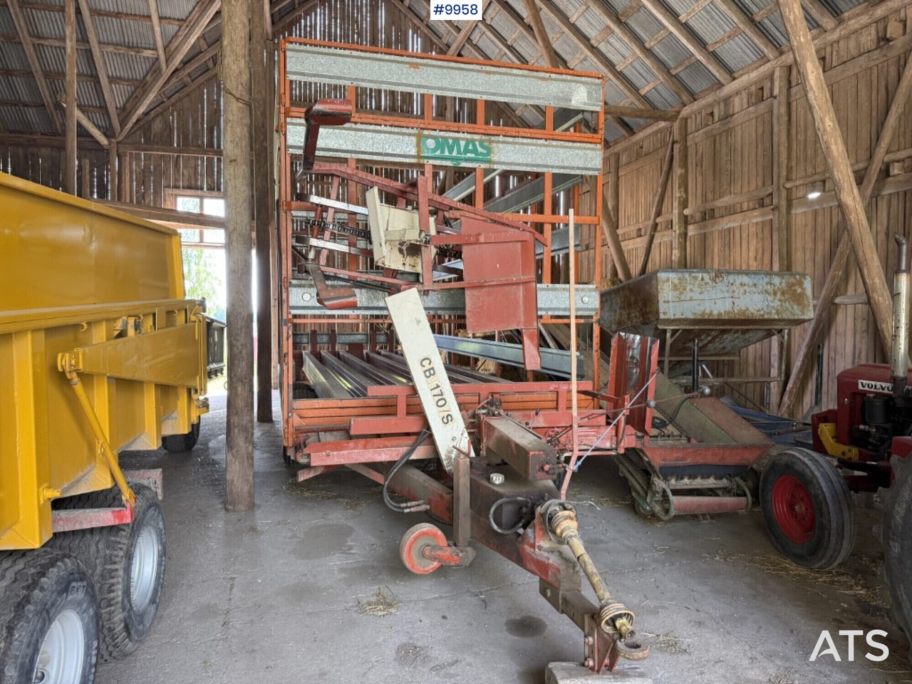 Self-loading trailer small bale Omas CB170 S - Máquina de outro: foto 2 Self-loading trailer small bale Omas CB170 S - Máquina de outro: foto 2