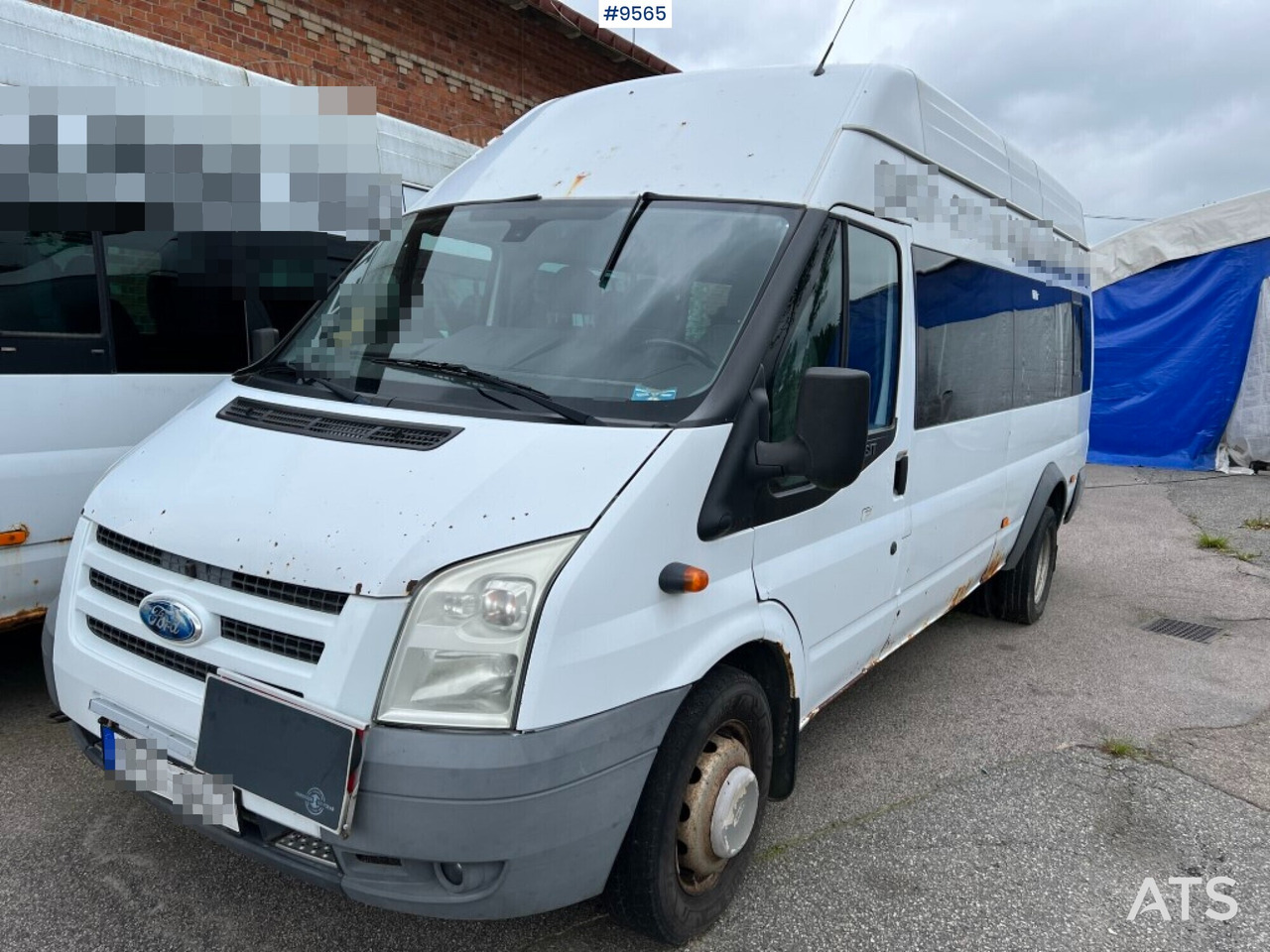 Micro-ônibus, Furgão de passageiros Minibus - 16-seater bus - FORD TRANSIT 430L 17-P B: foto 7