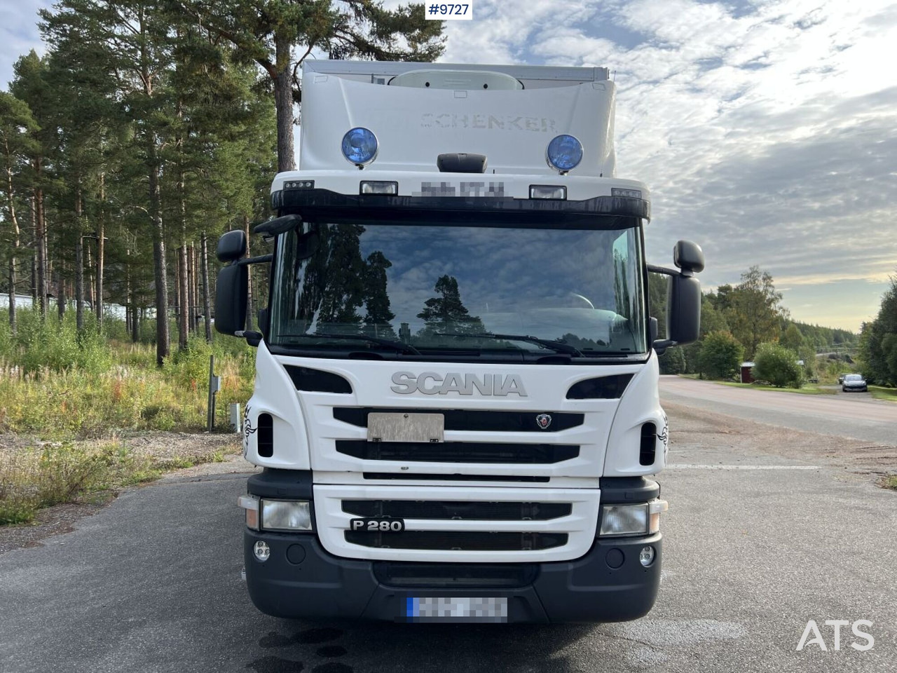 SCANIA P280 Box truck with tail lift - Caminhão furgão: foto 2 SCANIA P280 Box truck with tail lift - Caminhão furgão: foto 2