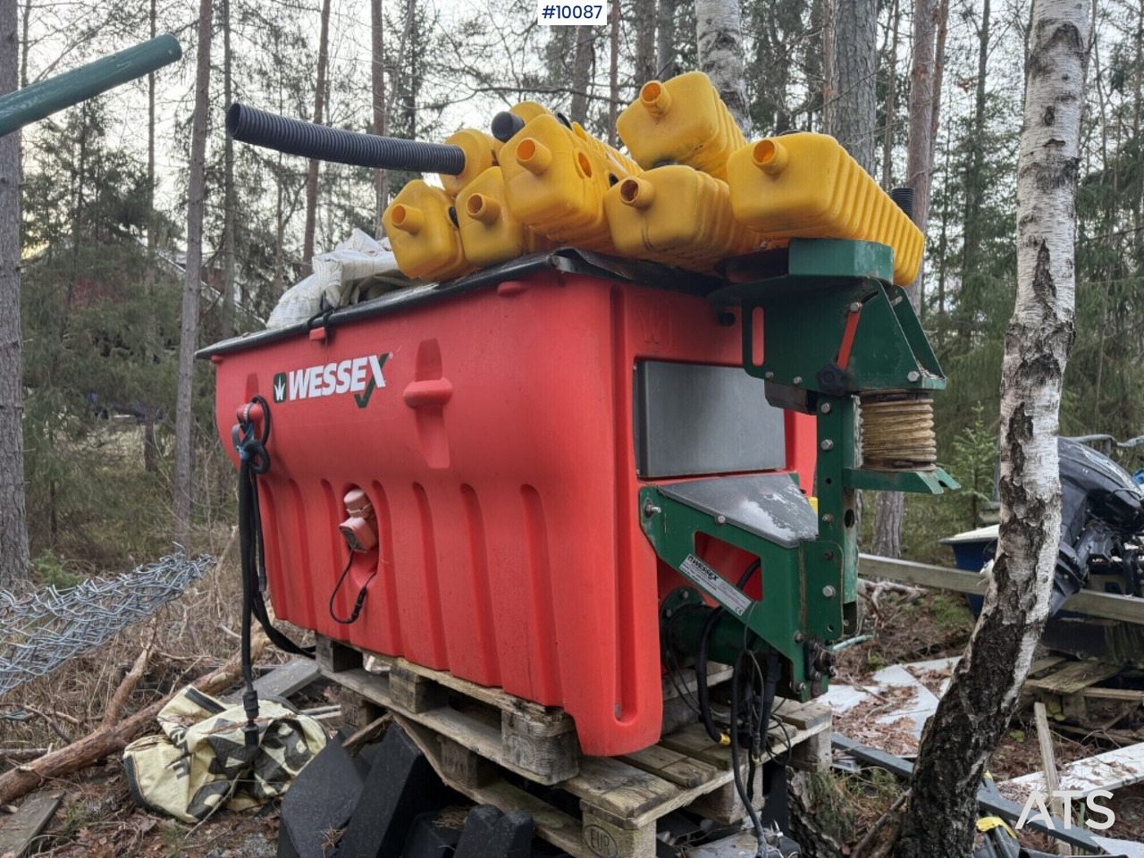 Sand spreader Wessex WM WSS 900 GPS - Espalhador de areia/ Sal: foto 1 Sand spreader Wessex WM WSS 900 GPS - Espalhador de areia/ Sal: foto 1