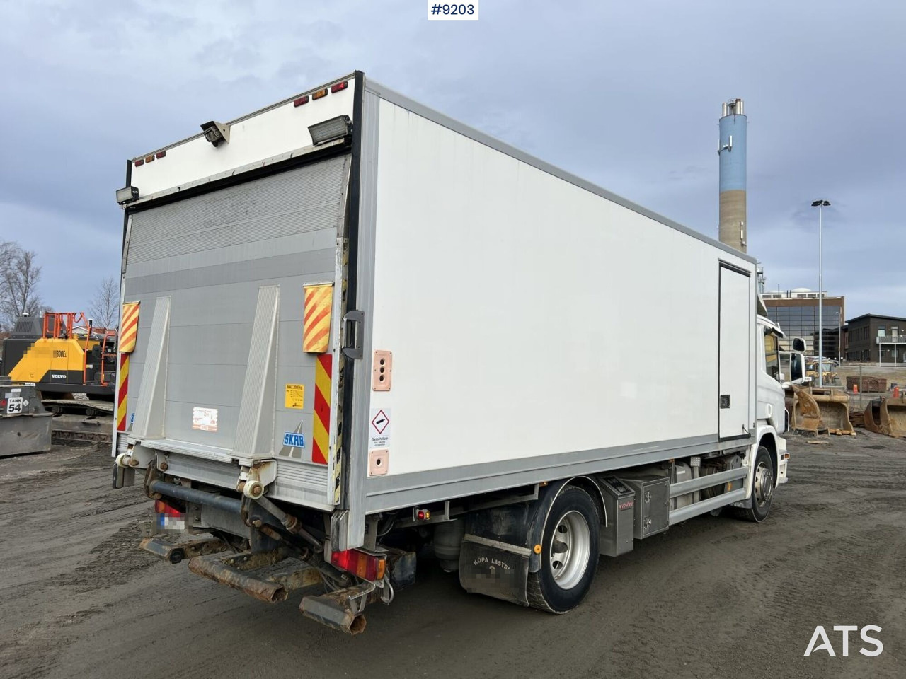 Caminhão furgão Scania P280 Box Truck with tailgate lift (VIDEO): foto 16