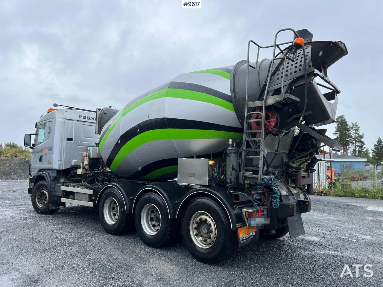 Scania R124 tridem with LAXO quick release / Concrete truck - Caminhão betoneira: foto 3 Scania R124 tridem with LAXO quick release / Concrete truck - Caminhão betoneira: foto 3