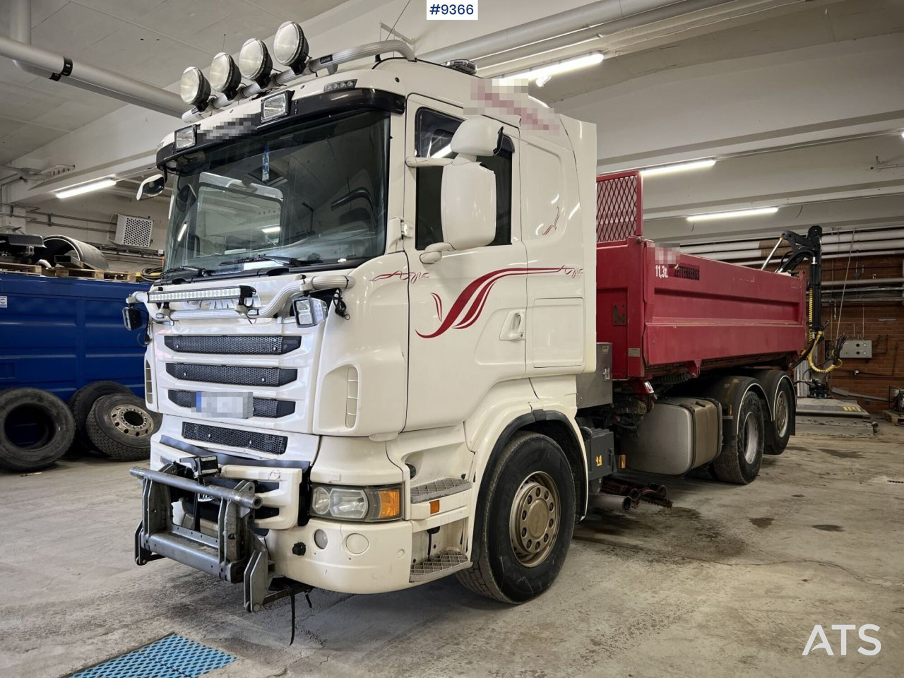 Scania R560 with laxo lock and plow equipment - Caminhão basculante: foto 1 Scania R560 with laxo lock and plow equipment - Caminhão basculante: foto 1