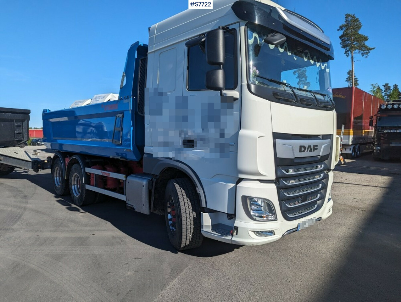 Tipper Truck DAF FAT XF530Z - Caminhão basculante: foto 1 Tipper Truck DAF FAT XF530Z - Caminhão basculante: foto 1