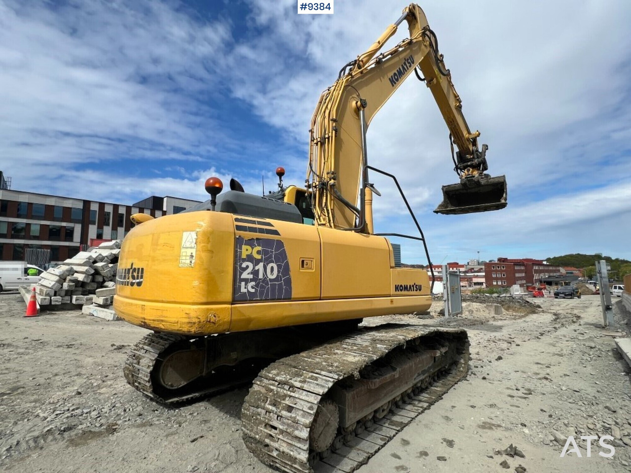 Tracked excavator Komatsu PC210LC (VIDEO) - Escavadora de rastos: foto 4 Tracked excavator Komatsu PC210LC (VIDEO) - Escavadora de rastos: foto 4