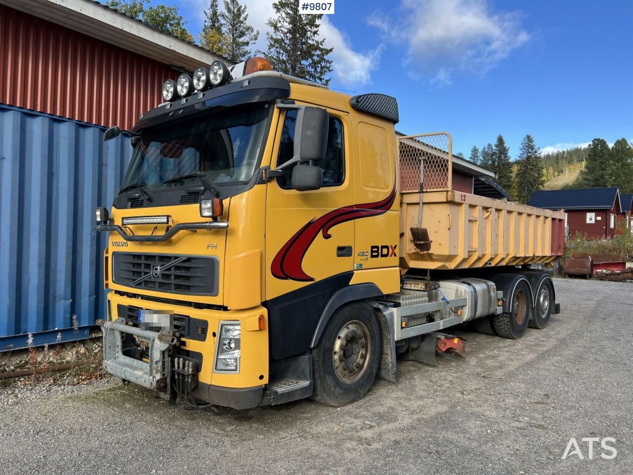 Volvo FH-480 6*2 with LAXO-Quick lock and plow equipment - Caminhão basculante: foto 1 Volvo FH-480 6*2 with LAXO-Quick lock and plow equipment - Caminhão basculante: foto 1