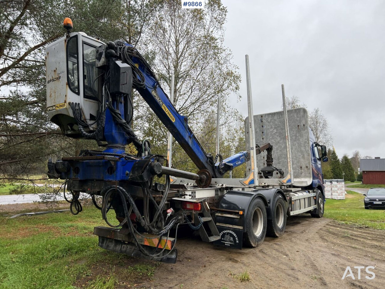 Volvo FH D13 Timber truck with Palfinger M110 crane - Caminhão florestal: foto 4 Volvo FH D13 Timber truck with Palfinger M110 crane - Caminhão florestal: foto 4