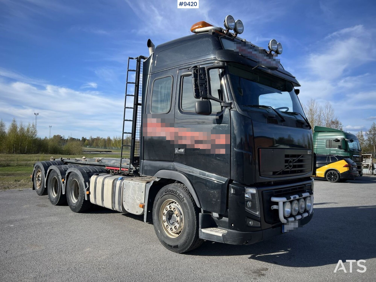 Caminhão polibenne Volvo FH16 8*4 Tridem Hooklift: foto 8