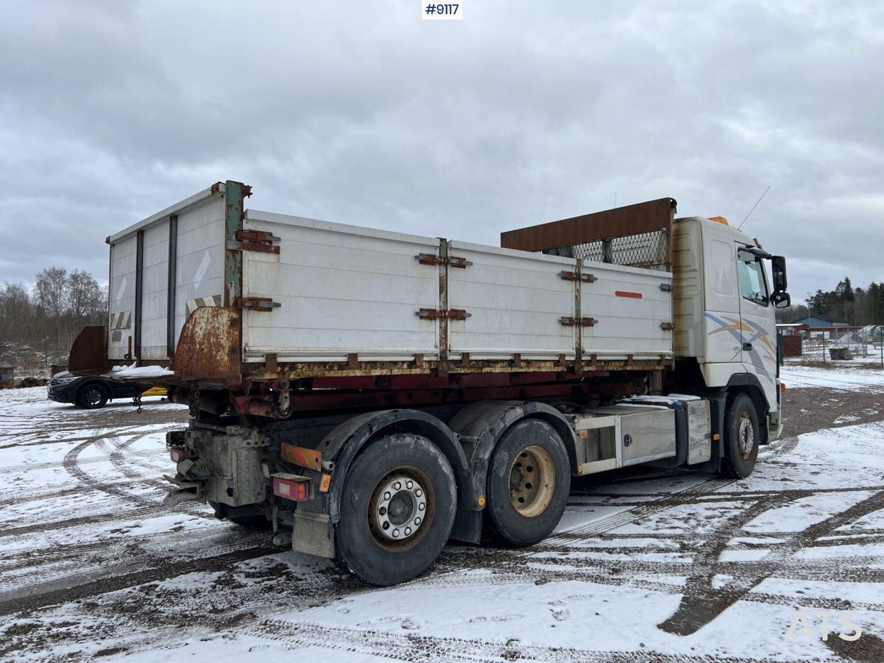 Volvo FH480 Laxo lock with flatbed (VIDEO) - Caminhão basculante: foto 3 Volvo FH480 Laxo lock with flatbed (VIDEO) - Caminhão basculante: foto 3
