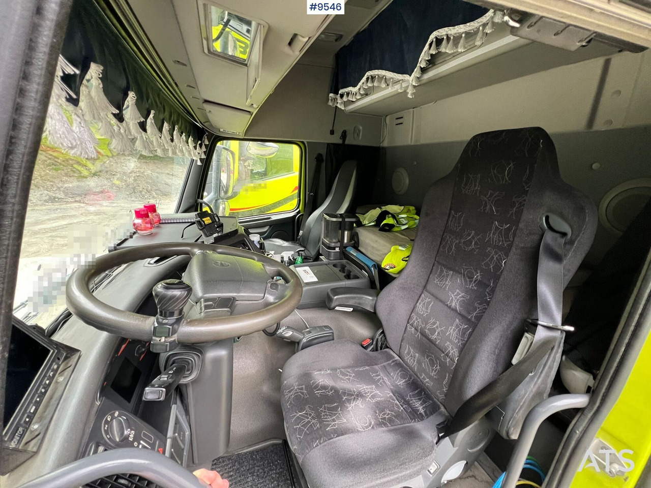 Volvo FM 8*4 Tridem Lastväxlare - Caminhão polibenne: foto 5 Volvo FM 8*4 Tridem Lastväxlare - Caminhão polibenne: foto 5