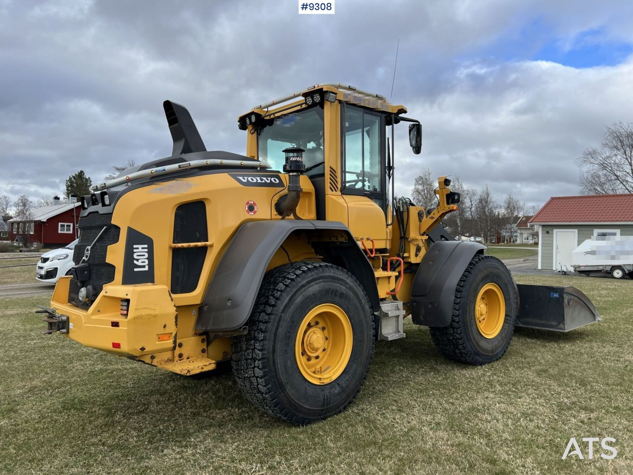 Volvo L60 H Wheel loader with grading bucket (VIDEO) - Carregadeira de rodas: foto 4 Volvo L60 H Wheel loader with grading bucket (VIDEO) - Carregadeira de rodas: foto 4