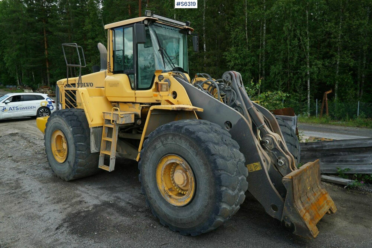 WHEEL LOADER VOLVO L220 F - Carregadeira de rodas: foto 1 WHEEL LOADER VOLVO L220 F - Carregadeira de rodas: foto 1