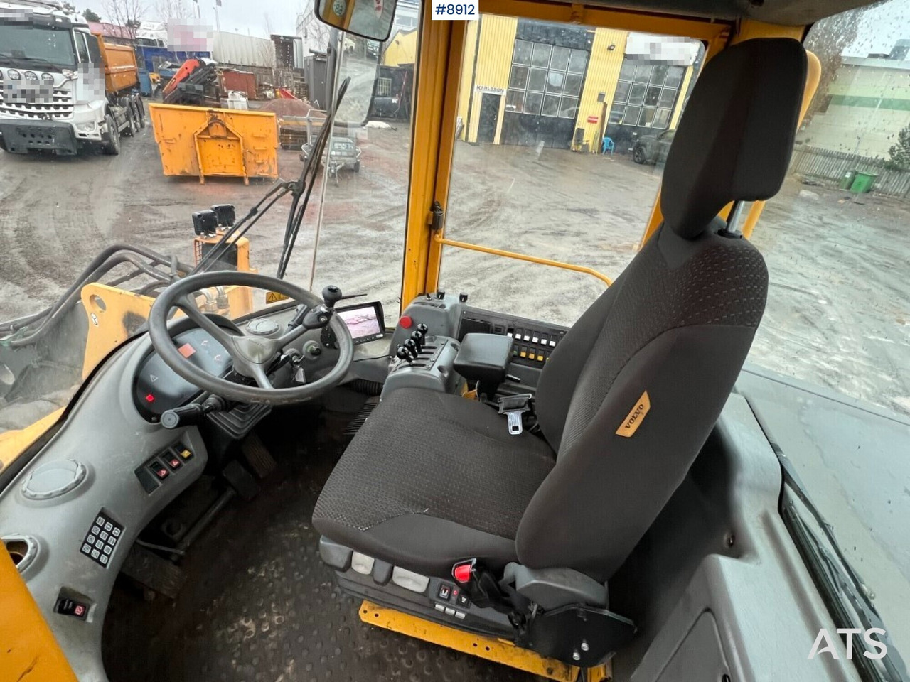 Wheel loader - Volvo L110E - Carregadeira de rodas: foto 5 Wheel loader - Volvo L110E - Carregadeira de rodas: foto 5