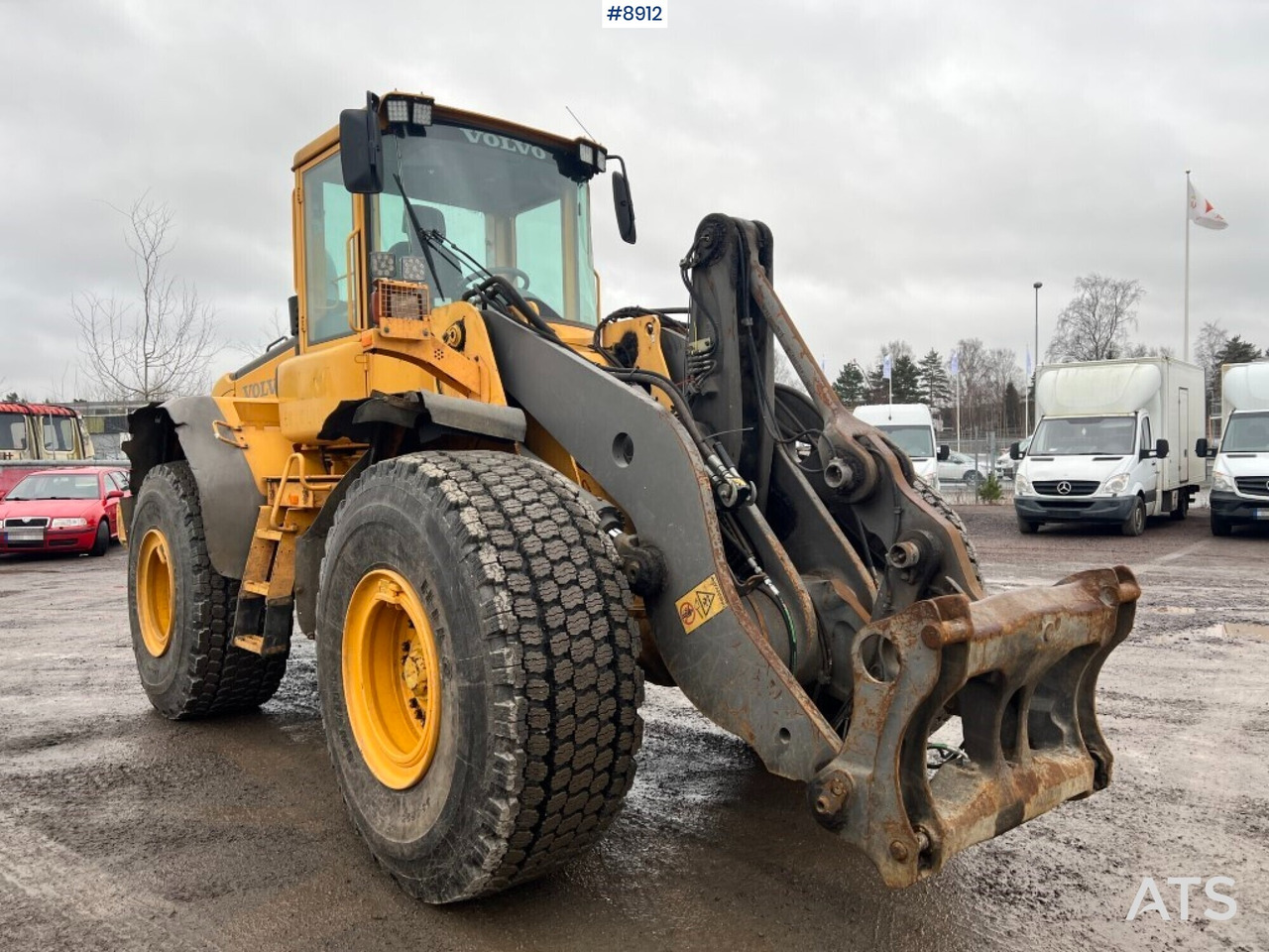 Wheel loader - Volvo L110E - Carregadeira de rodas: foto 2 Wheel loader - Volvo L110E - Carregadeira de rodas: foto 2