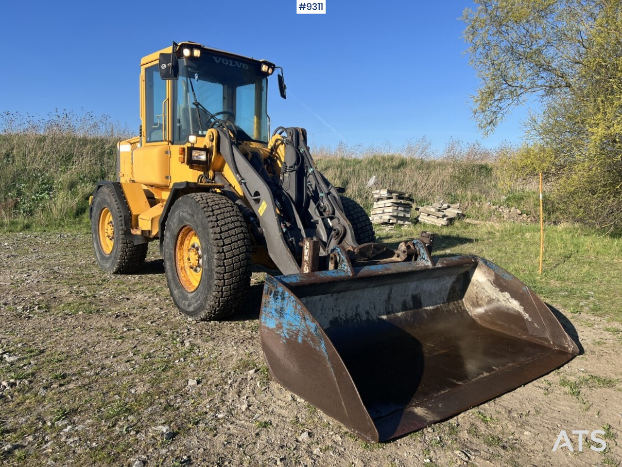 Wheel loader Volvo L50 D - Carregadeira de rodas: foto 1 Wheel loader Volvo L50 D - Carregadeira de rodas: foto 1