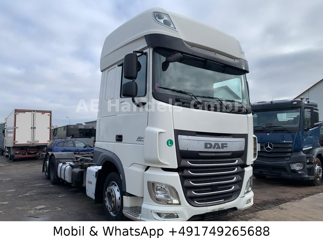 DAF XF 460 SSC LL BDF *Liftachse/ACC/LDW/2xTank/AHK - Caminhão transportador de contêineres/ Caixa móvel: foto 1 DAF XF 460 SSC LL BDF *Liftachse/ACC/LDW/2xTank/AHK - Caminhão transportador de contêineres/ Caixa móvel: foto 1