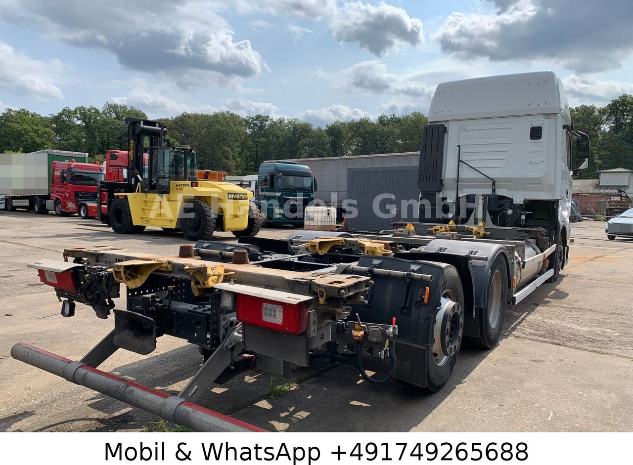 Iveco S-Way 460 LNG BDF 6x2 *Retarder/Lenk+Lift/AHK - Caminhão transportador de contêineres/ Caixa móvel: foto 3 Iveco S-Way 460 LNG BDF 6x2 *Retarder/Lenk+Lift/AHK - Caminhão transportador de contêineres/ Caixa móvel: foto 3