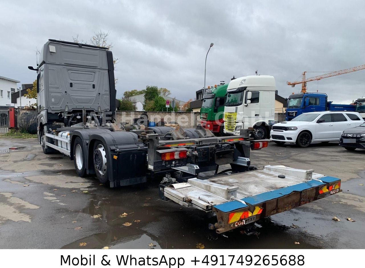 Mercedes-Benz Actros V 2545 BigSpace LL*Retarder/LBW/Lenk+Lift - Caminhão transportador de contêineres/ Caixa móvel: foto 3 Mercedes-Benz Actros V 2545 BigSpace LL*Retarder/LBW/Lenk+Lift - Caminhão transportador de contêineres/ Caixa móvel: foto 3