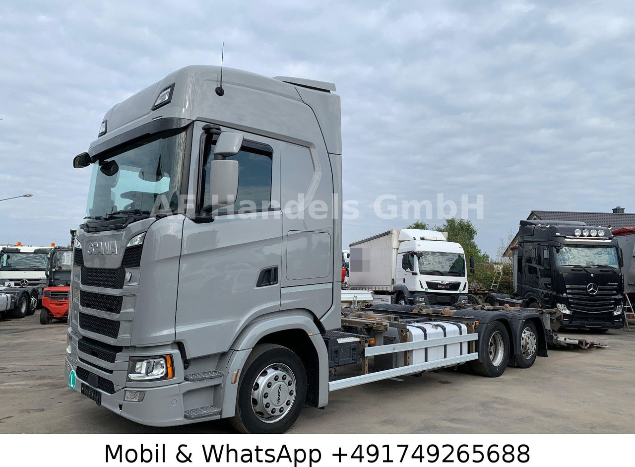 Scania S450 HighLine BDF *Retarder/Lenk+Lift/Multi/LBW - Caminhão transportador de contêineres/ Caixa móvel: foto 3 Scania S450 HighLine BDF *Retarder/Lenk+Lift/Multi/LBW - Caminhão transportador de contêineres/ Caixa móvel: foto 3