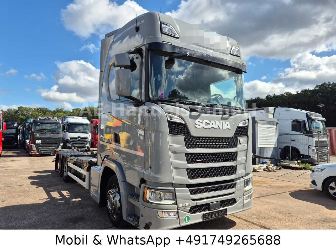 Scania S450 HighLine BDF *Retarder/Lenk+Lift/Multi/LBW - Caminhão transportador de contêineres/ Caixa móvel: foto 1 Scania S450 HighLine BDF *Retarder/Lenk+Lift/Multi/LBW - Caminhão transportador de contêineres/ Caixa móvel: foto 1