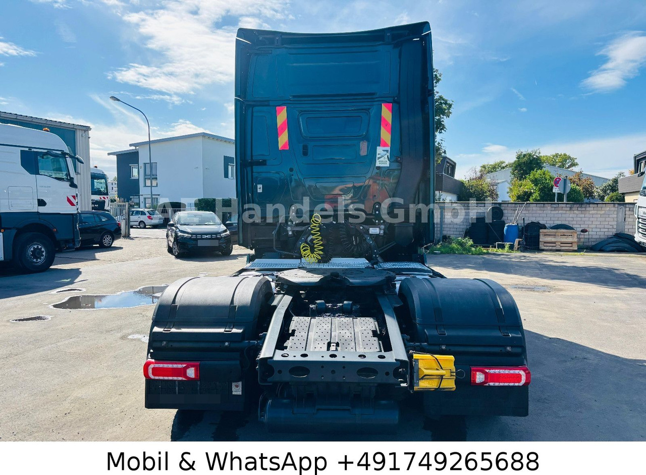 Mercedes-Benz Actros V 1843 L LL LowDeck *Retarder/ACC/2xTank - Tractor: foto 4 Mercedes-Benz Actros V 1843 L LL LowDeck *Retarder/ACC/2xTank - Tractor: foto 4