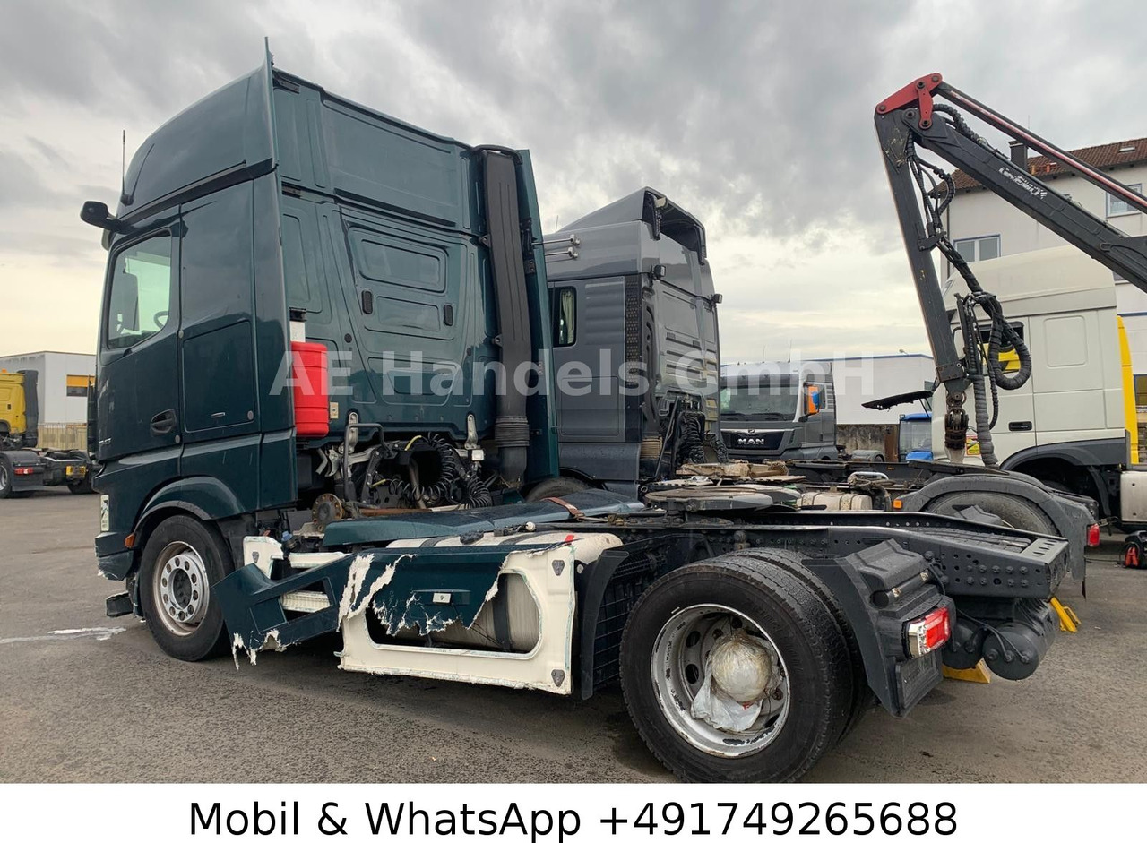 Mercedes-Benz Actros V 1843 L LL LowDeck *Retarder/ACC/2xTank - Tractor: foto 3 Mercedes-Benz Actros V 1843 L LL LowDeck *Retarder/ACC/2xTank - Tractor: foto 3
