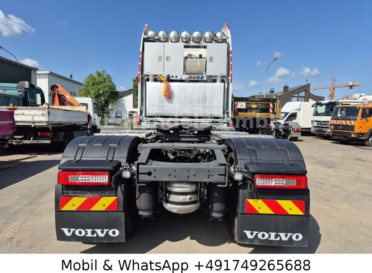 Volvo FH 750 Globe XL LL 8x4 *Retarder/Turbo-Compound - Tractor: foto 5 Volvo FH 750 Globe XL LL 8x4 *Retarder/Turbo-Compound - Tractor: foto 5