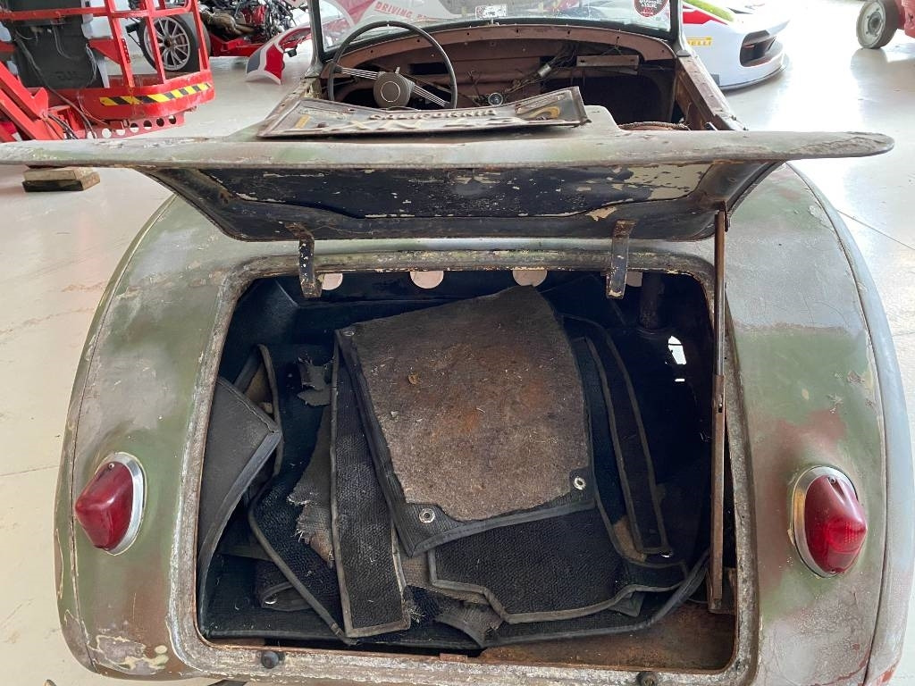 Automóvel DORETTI SWALLOW 2 -LITRE: foto 17