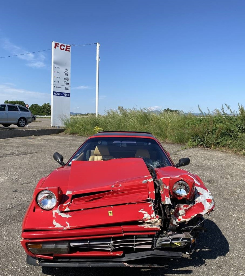 Ferrari 328 GTS / Origine Française endommagé - Automóvel: foto 3 Ferrari 328 GTS / Origine Française endommagé - Automóvel: foto 3