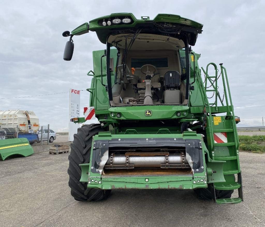 John Deere S780i 4x4 Carte Grise Française endommagée  - Ceifeira debulhadora: foto 2 John Deere S780i 4x4 Carte Grise Française endommagée  - Ceifeira debulhadora: foto 2