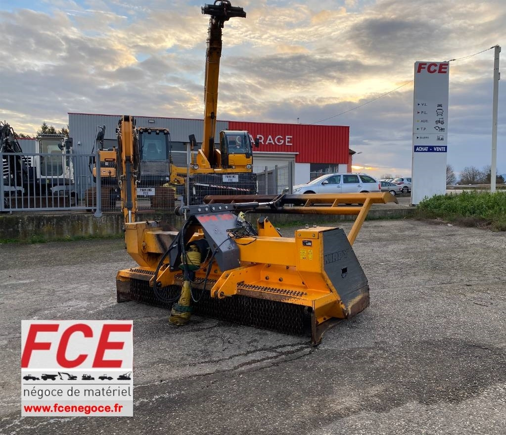 KIRPY BPN 300 endommagé - Maquina para lavrar a terra: foto 1 KIRPY BPN 300 endommagé - Maquina para lavrar a terra: foto 1