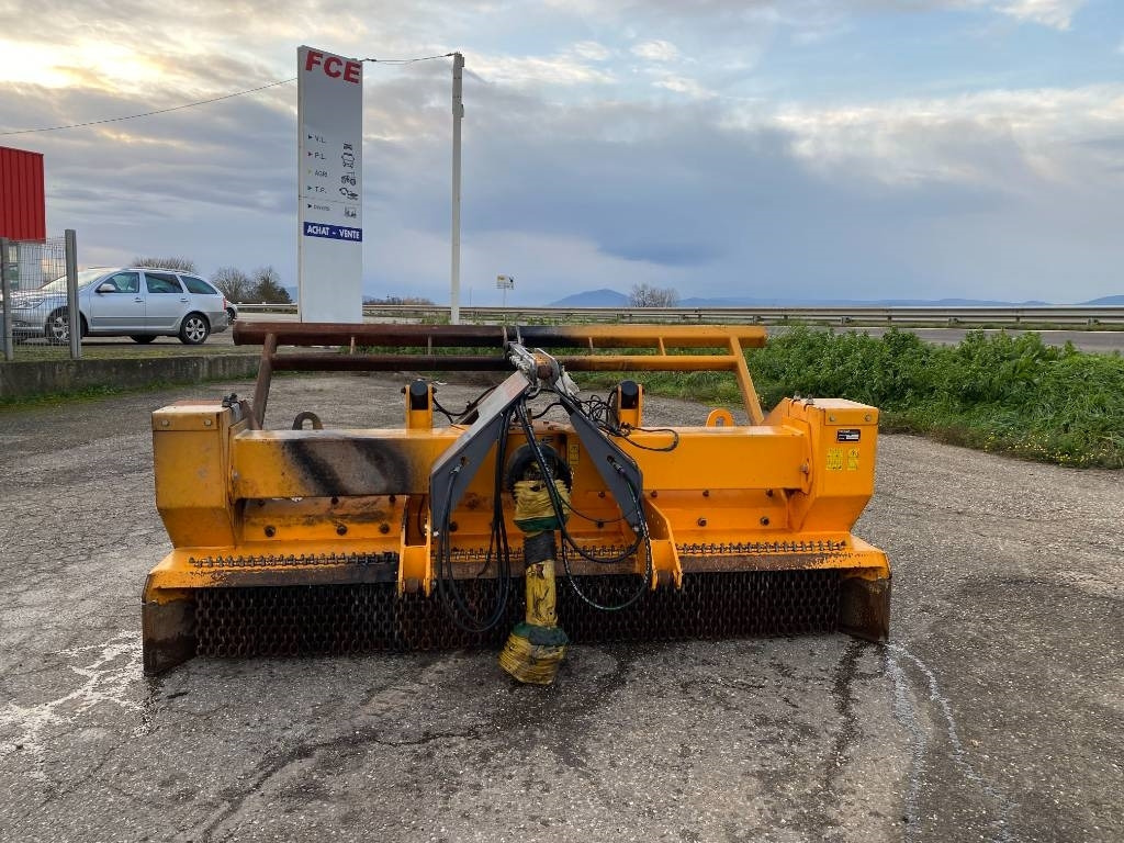 KIRPY BPN 300 endommagé - Maquina para lavrar a terra: foto 2 KIRPY BPN 300 endommagé - Maquina para lavrar a terra: foto 2