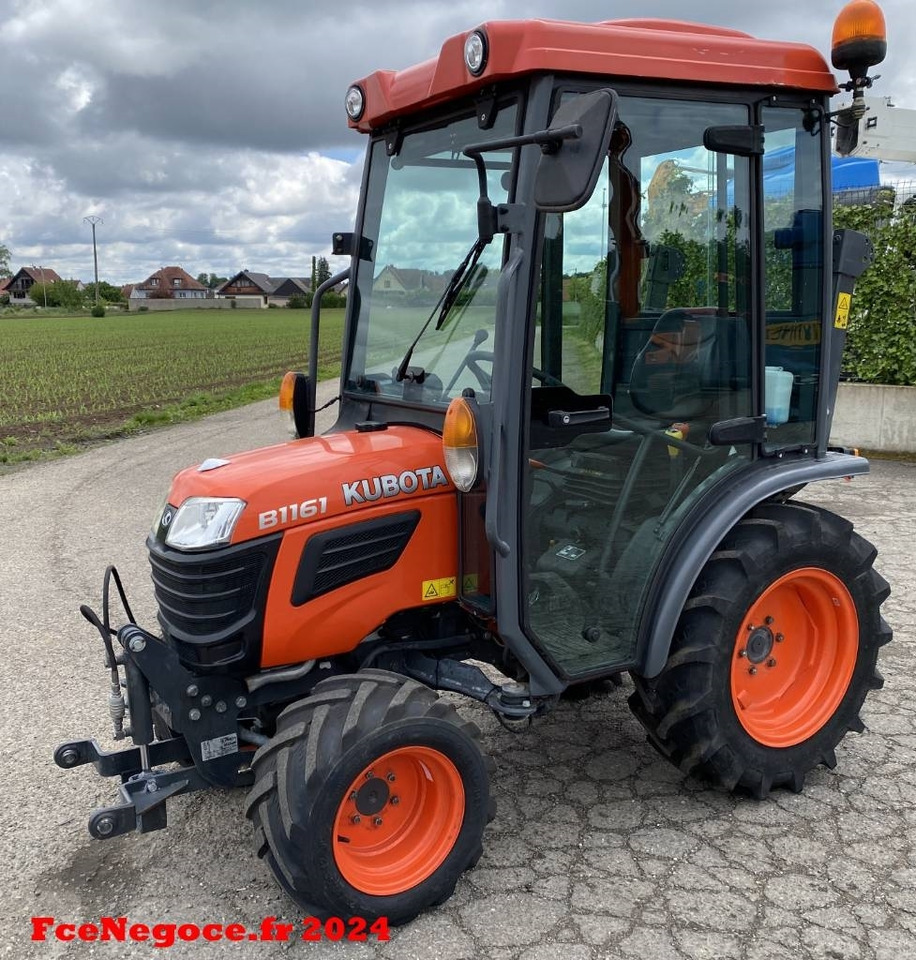 Kubota B 1161 DT Boite de vitesses mécanique - Trator: foto 1 Kubota B 1161 DT Boite de vitesses mécanique - Trator: foto 1