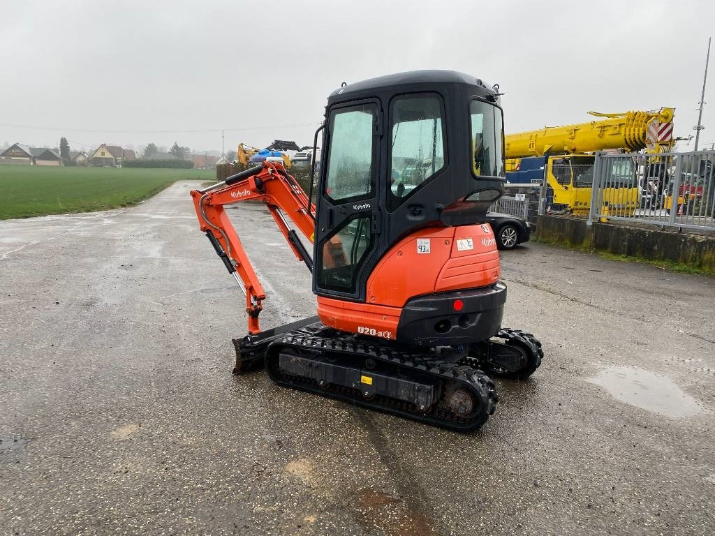 Mini escavadeira Kubota U20-3EU a réparer Origine Françaises: foto 6 Mini escavadeira Kubota U20-3EU a réparer Origine Françaises: foto 6