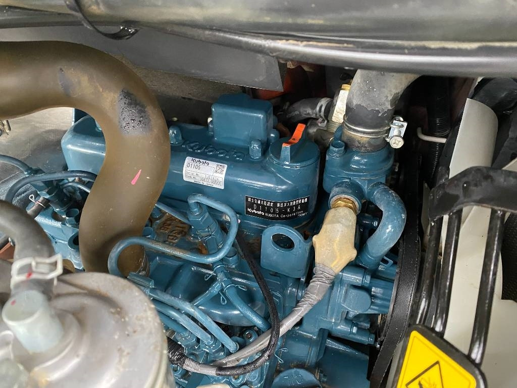 Mini escavadeira Kubota U20-3EU a réparer Origine Françaises: foto 23 Mini escavadeira Kubota U20-3EU a réparer Origine Françaises: foto 23