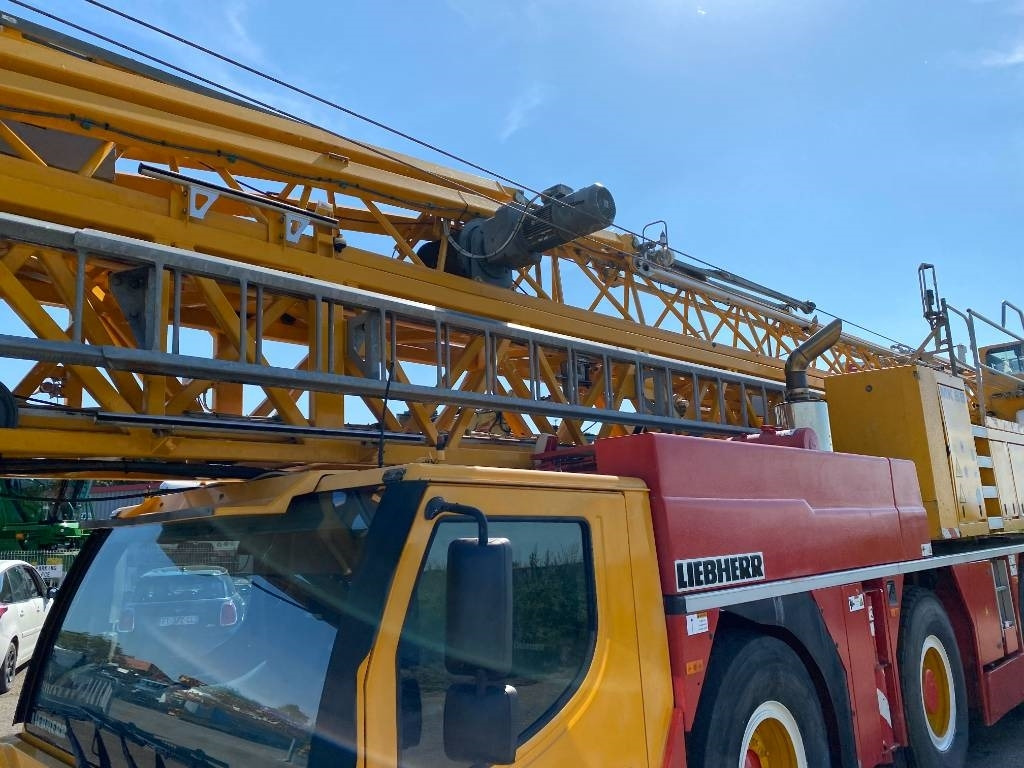 Grua automontante Liebherr MK 88 Certificat CE / 1er Main endommagée: foto 19