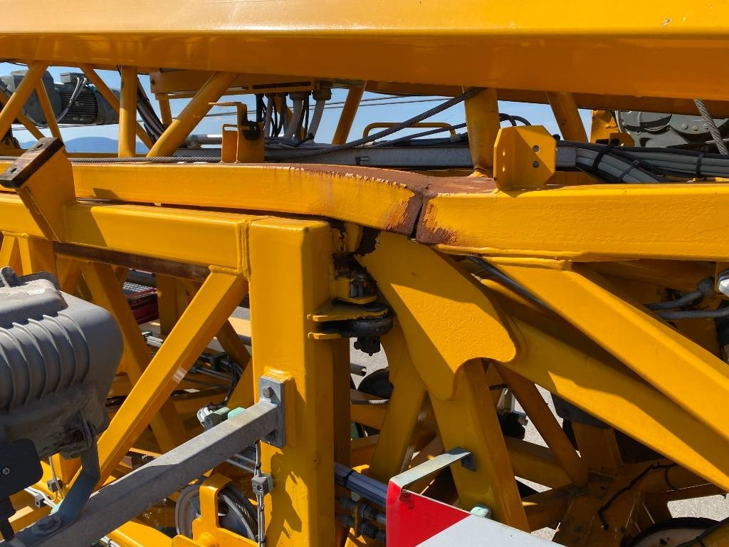 Grua automontante Liebherr MK 88 Certificat CE / 1er Main endommagée: foto 10