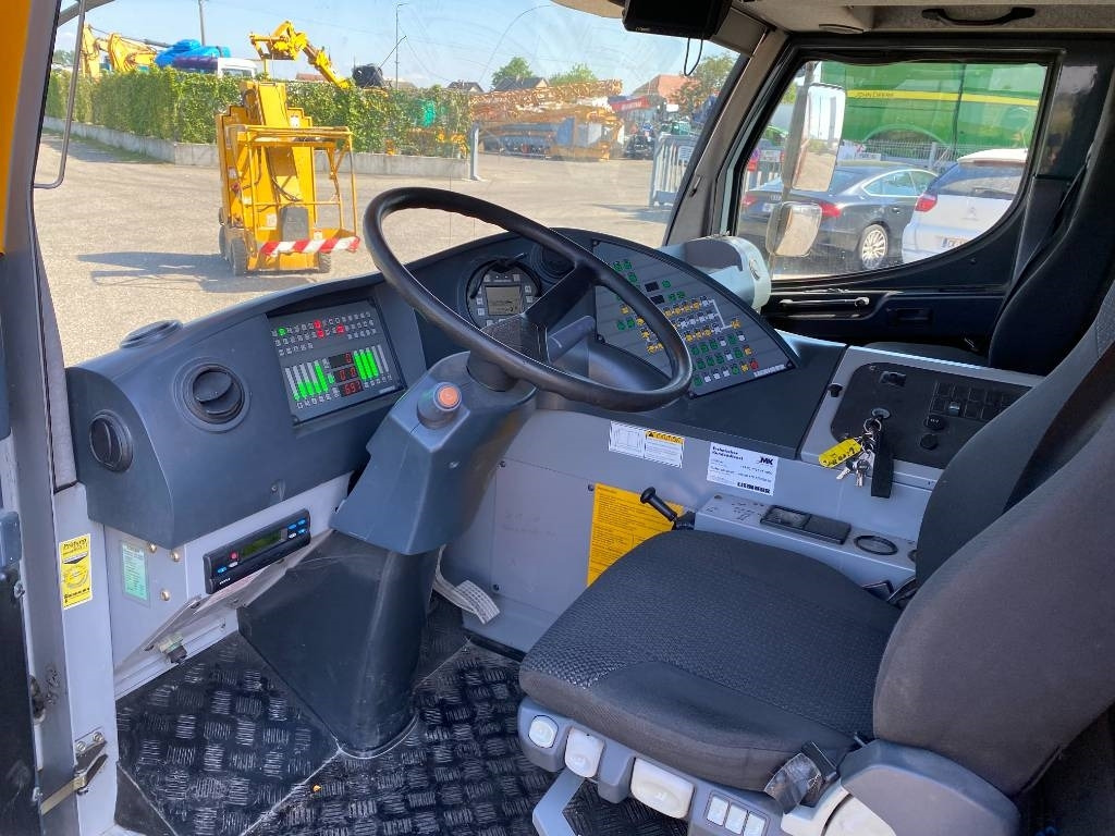 Grua automontante Liebherr MK 88 Certificat CE / 1er Main endommagée: foto 17
