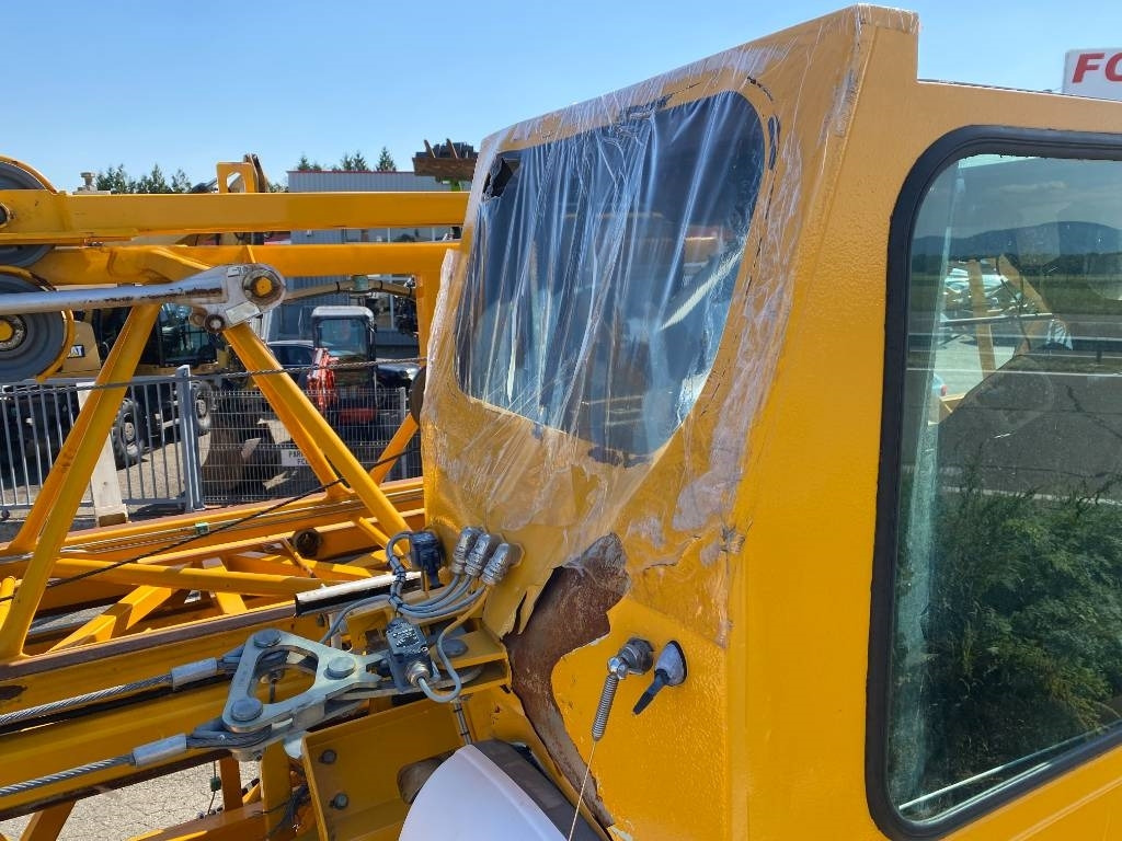 Grua automontante Liebherr MK 88 Certificat CE / 1er Main endommagée: foto 13