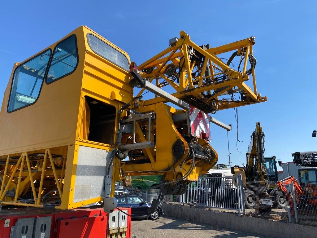 Grua automontante Liebherr MK 88 Certificat CE / 1er Main endommagée: foto 32