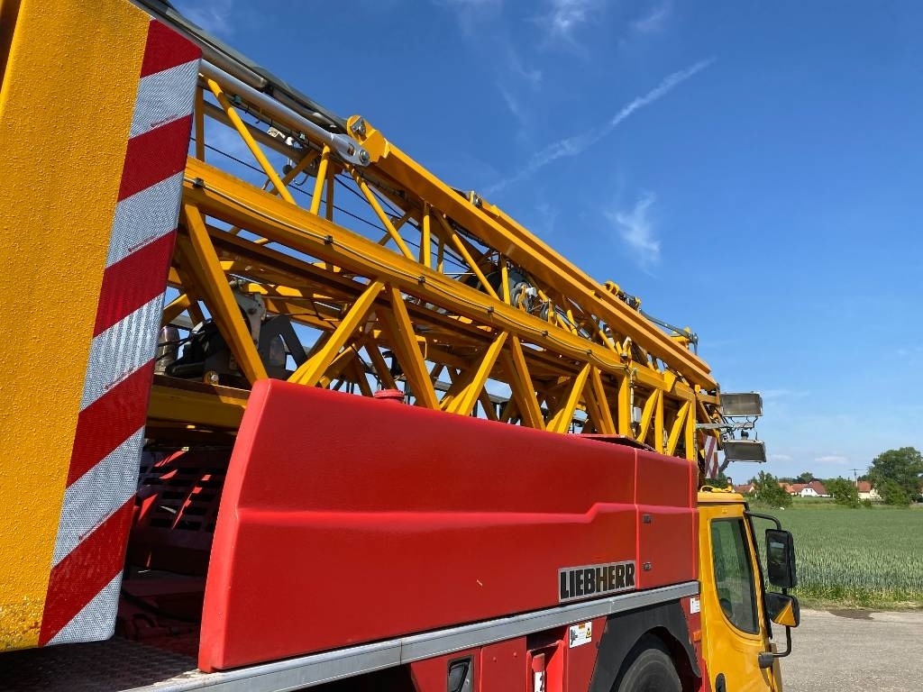 Grua automontante Liebherr MK 88 Certificat CE / 1er Main endommagée: foto 45