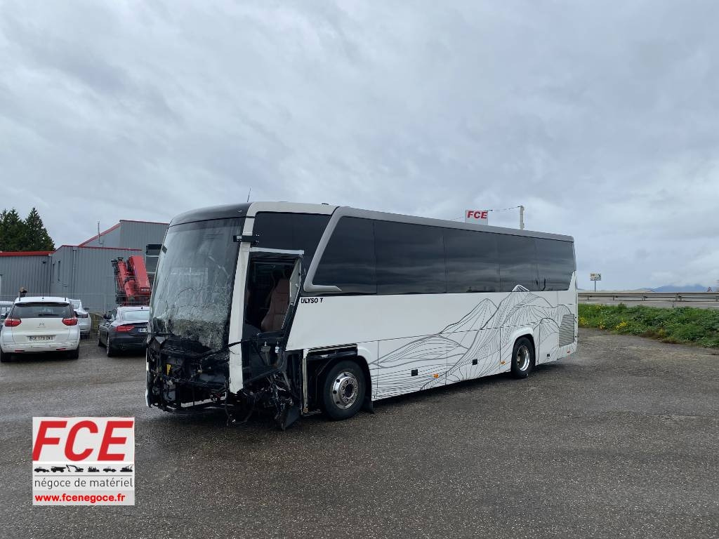 Otokar ULYSO-T Cummins e6/316Ps endommagé  - Ônibus suburbano: foto 1 Otokar ULYSO-T Cummins e6/316Ps endommagé  - Ônibus suburbano: foto 1