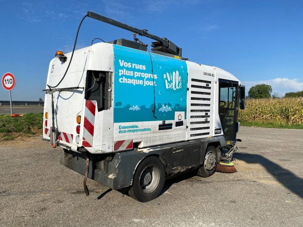 Ravo CR 540 Euro6 Certificat CE / Origine Française - Vassoura: foto 4 Ravo CR 540 Euro6 Certificat CE / Origine Française - Vassoura: foto 4