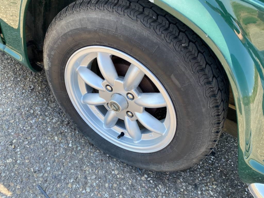 Automóvel Triumph TR4-A + Hard Top / OldTimer endommagé: foto 28