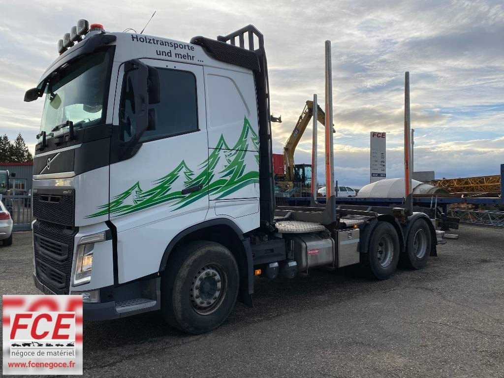 Volvo FH 460 6x4 /E6 VEB - Caminhão florestal: foto 1 Volvo FH 460 6x4 /E6 VEB - Caminhão florestal: foto 1